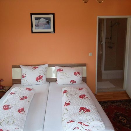 Gasthof Und Pension Mainzer Rad Schwetzingen Luaran gambar