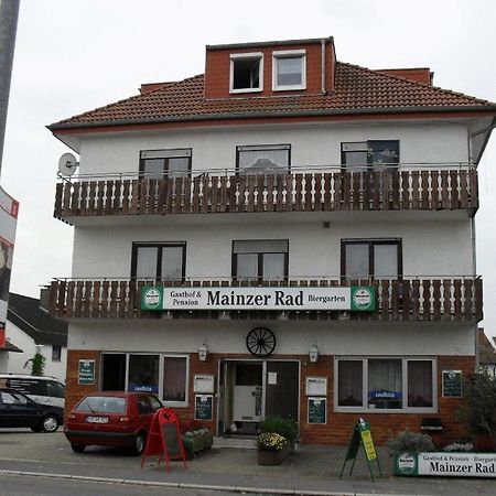 Gasthof Und Pension Mainzer Rad Schwetzingen Luaran gambar